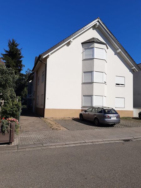 Wohnen mit Charakter: Modernisierte 3-Zimmer-Wohnung in Sinzheim